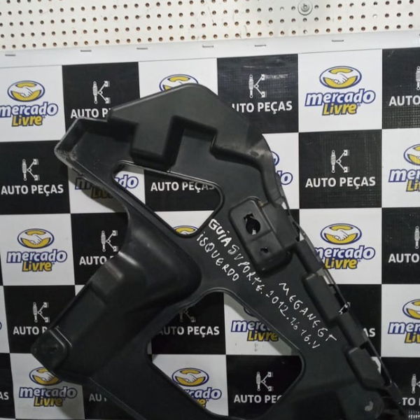 8200146044 - Suporte P/choque Tras. Esq. Megane Grand Tour