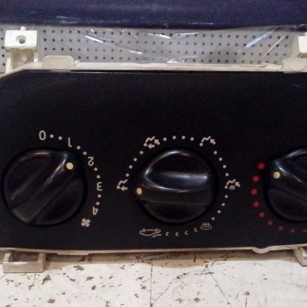 Comando Ventilação Renault Clio 2002 Sem Ar Condicionado