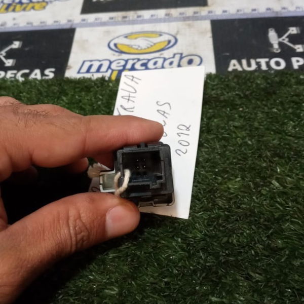 Botão Trava Elétrica C4 Pallas 2012