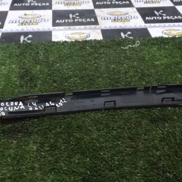 Moldura Coluna Traseira Direita C4 Pallas 2012