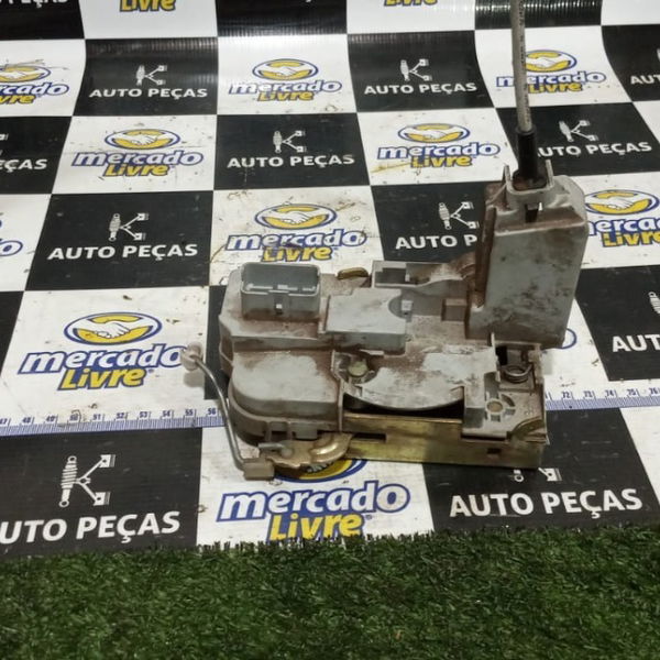 Fechadura Dianteira Direita Peugeot 307 2005