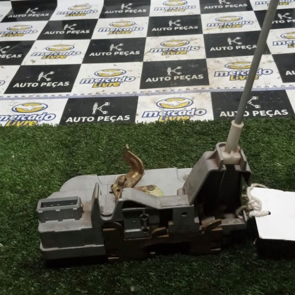 Fechadura Porta Traseira Esquerda Peugeot 307 2005 2.0 16 V
