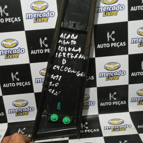Acabamento Coluna Ext Lado Direito Citroen C4 Lounge 2013