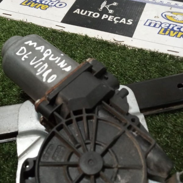 Máquina De Vidro Sandero 2010 Dianteiro Direito