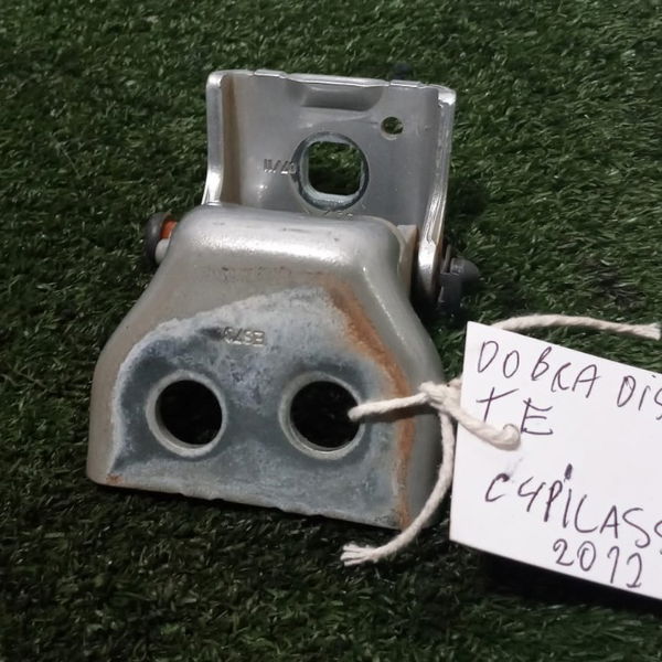 Dobradiça Porta Traseira Esquerda C4 Picasso 2012