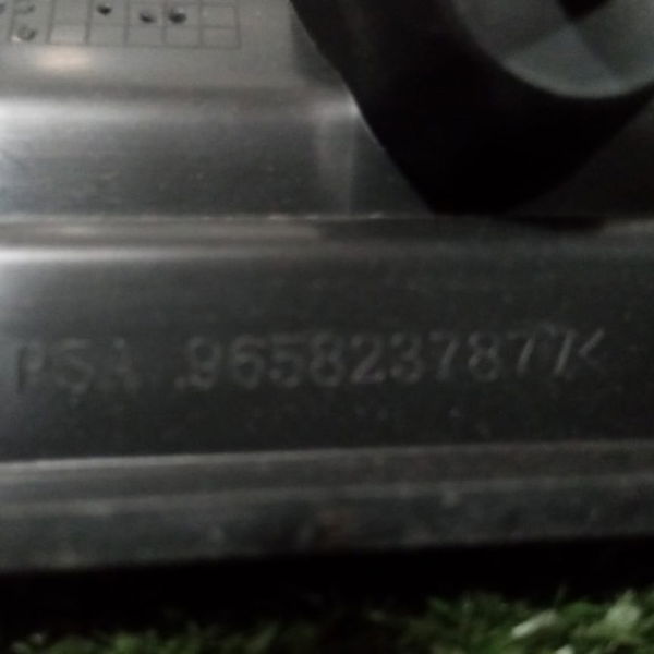 Acabamento Carrinho Modubox C4 Picasso 2012