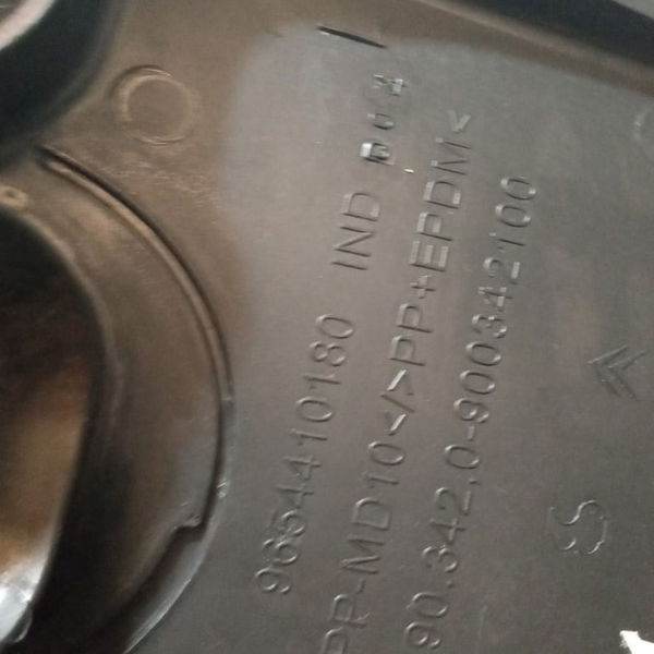 Tampa Motor Lado Esquerdo Citroen Picasso C4 2012