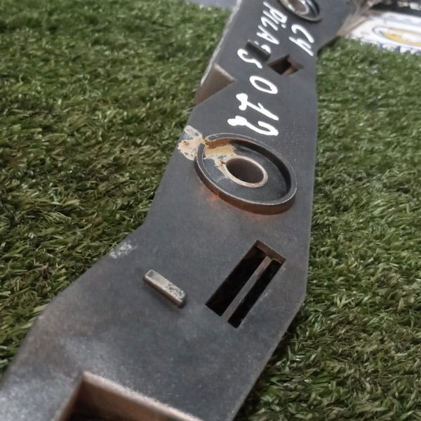 Guia Suporte Para Lama Lado Esquerdo C4 Picasso 2012