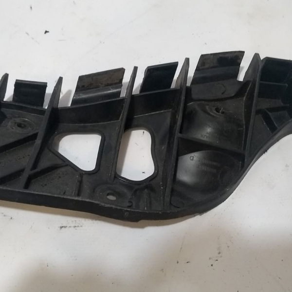 Guia Para Choque Traseiro Direito Renault Sandero 2014