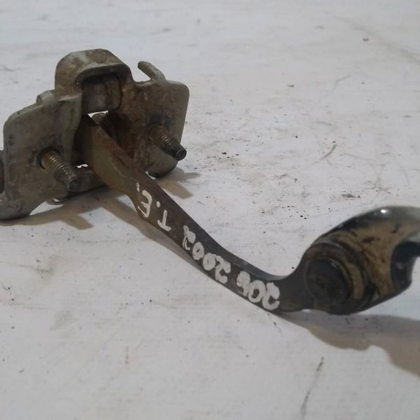 Limitador Porta Traseira Esquerda Peugeot 206 2002