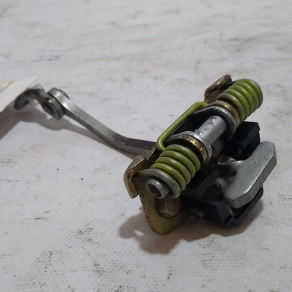 Limitador Porta Traseiro Direito Renault Clio 2002