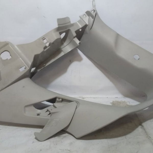 Acabamento Coluna Traseiro Direito Citroen C4 Picasso 2010