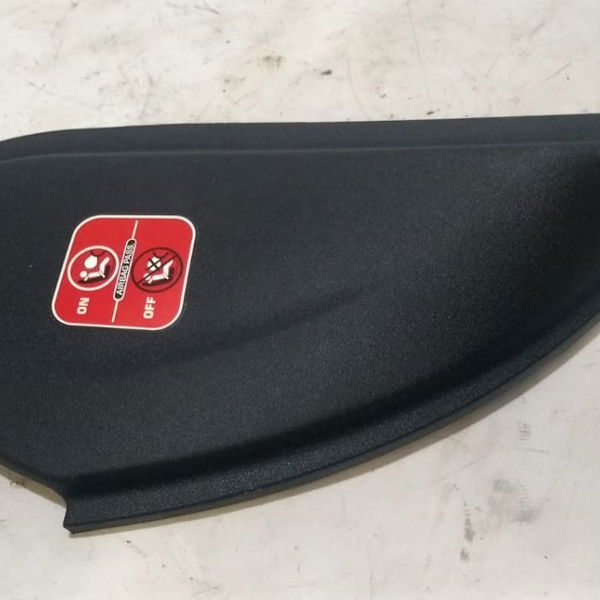 Acabamento Painel Dianteiro Direito Citroen C4 Picasso 2010