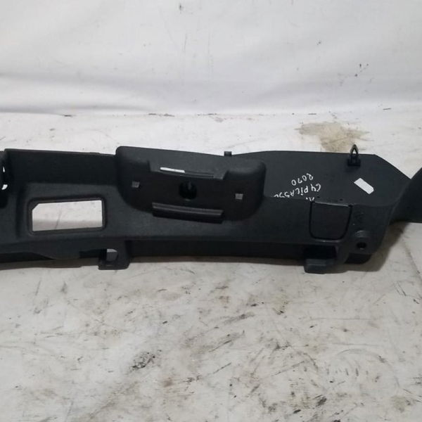 Acabamento Porta Malas Lado Direito Citroen C4 Picasso 2010