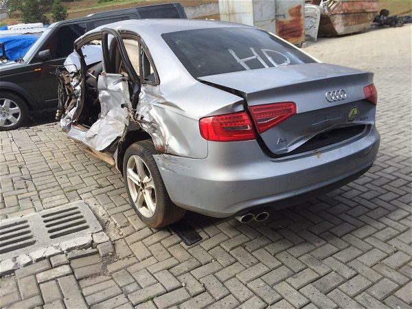 Para-choque Traseiro Recuperado Audi A4 2014