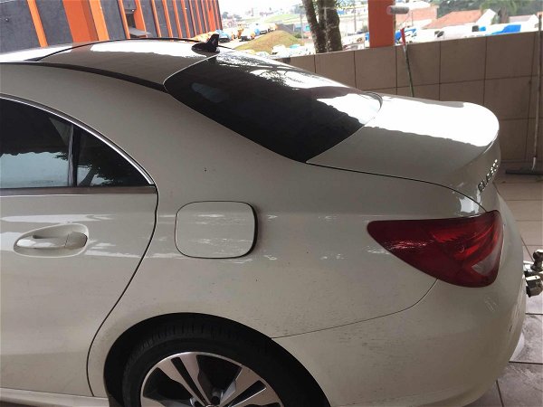 Lateral Lado Direito Com Detalhes Mercedes Benz Cla 200 2014