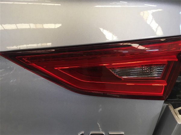 Lanterna Direita Tampa Audi A3 1.8t 2015