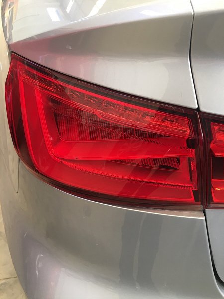 Lanterna Esquerda Carroceria Audi A3 1.8t 2015