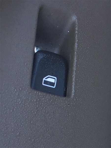 Botão Vidro Elétrico Traseiro Direito Audi Q3 2.0t Quattro