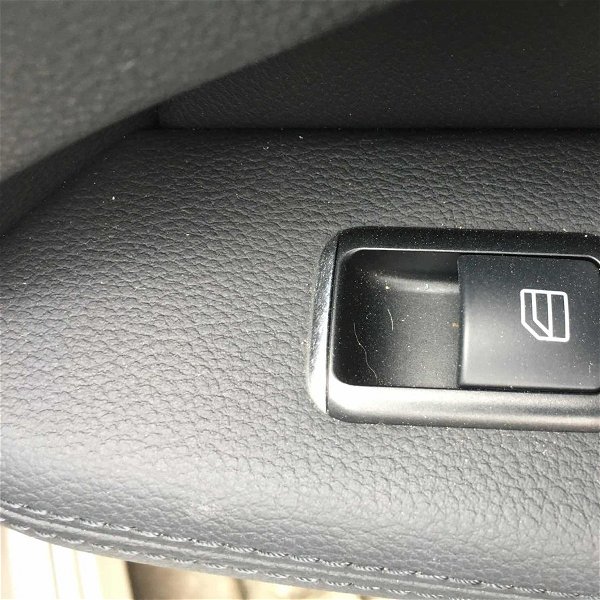 Botão Controle De Vidro Dianteiro Direito Mercedes E500 2010