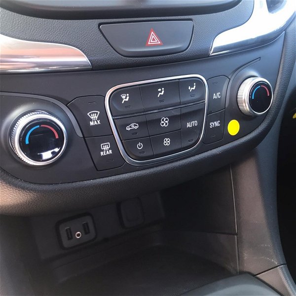 Comando Do Ar Condicionado Chevrolet Equinox 2018 Original 