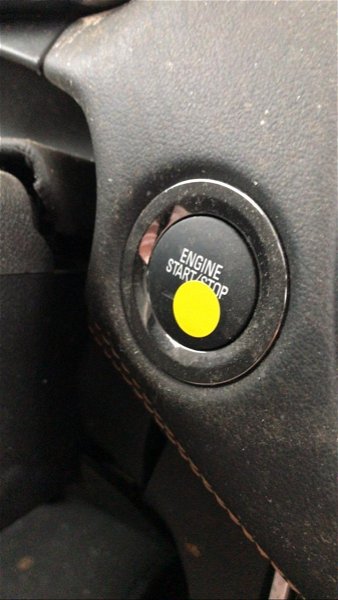 Botão De Partida Start Stop Chevrolet Tracker 2019 Original 