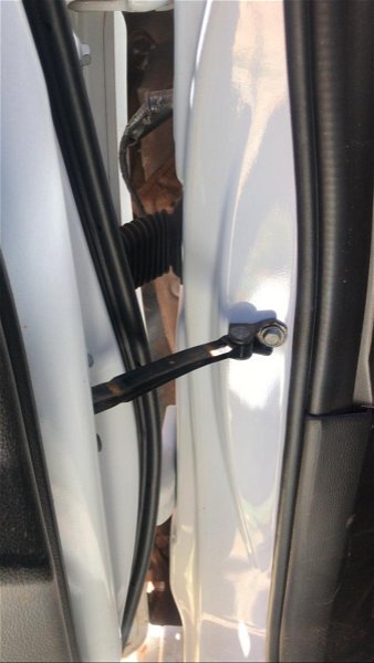 Limitador De Porta Traseiro Esquerdo Chevrolet Captiva 2015 