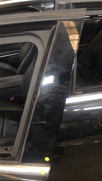 Friso Black Piano Dianteiro Esquerdo Mercedes Benz E250