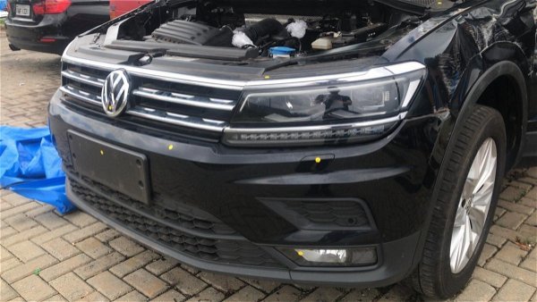 Parachoque Dianteiro Com Detalhes Volkswagen Tiguan 2019 