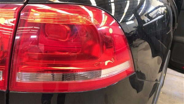 Lanterna Direita Carroceria Volkswagen Touareg 2014 Original