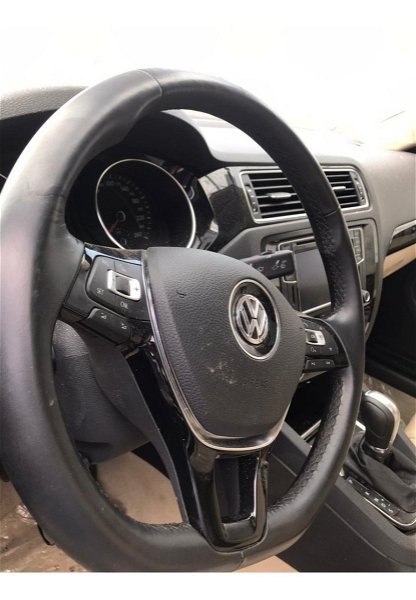 Volkswagen Jetta Tsi 2016 Volante Bancos Rodas Escape Trinco