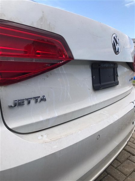 Volkswagen Jetta Tsi 2016 Parachoque Alma Vidro Bobina Bico