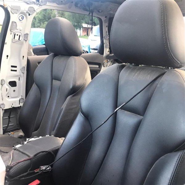 Audi Hatch Peças Acessorios Aplique Parachoque Farol