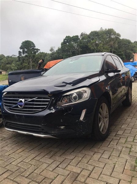 Forro Porta Mala Lado Direito Volvo Xc60 D5 2017