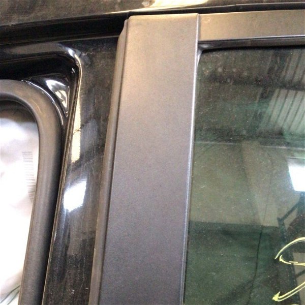 Friso Vertical Porta Traseiro Esquerdo Toyota Prius 2015