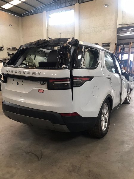 Land Rover Discovery 2019 Parachoque Alma Radiador Tampa