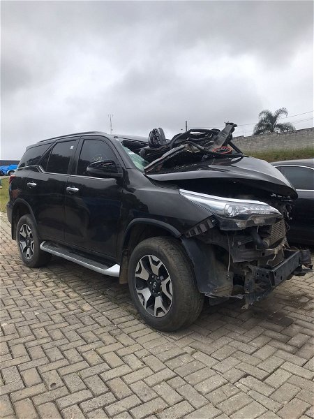 Toyota Hilux Sw4 2019 Lanterna Farol Break Light Cubo Roda