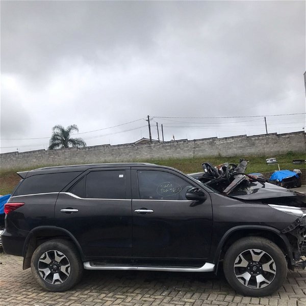 Toyota Hilux Sw4 2019 Forro Tapete Acabamento Chicote Teto