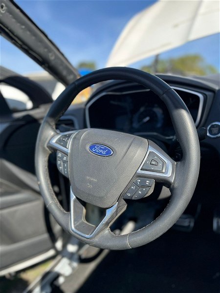 Tela Da Multimidia Ford Fusion Titanium 2015