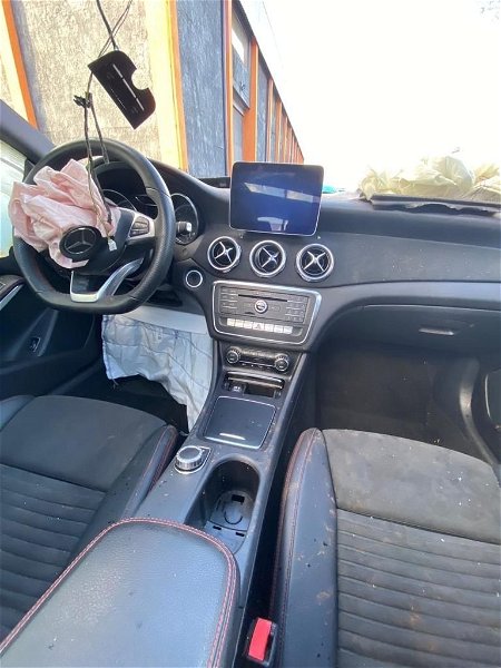 Alma Parachoque Traseiro Mercedes Benz Gla 250 2019