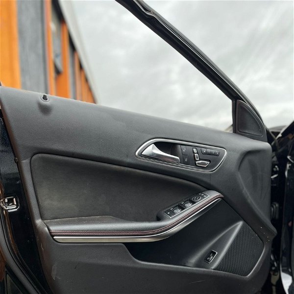 Forro Porta Dianteira Esquerda Mercedes Benz Gla 250 2019