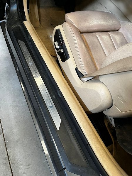 Soleira Externa Dianteira Esquerda Bmw 430i Cabrio 2018