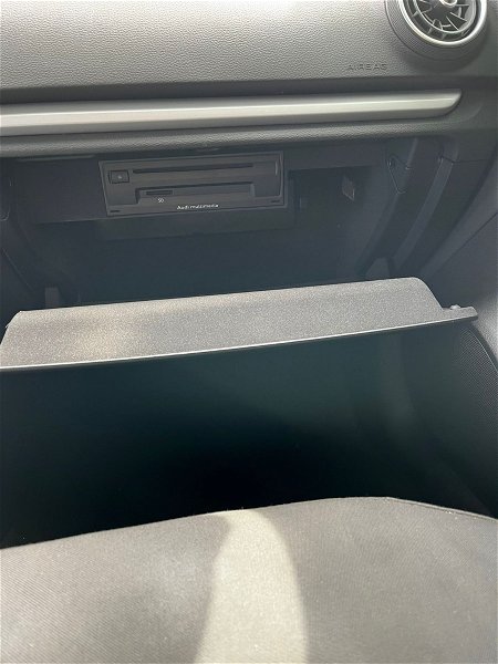Porta Luvas Audi A3 1.4tfsi 2017