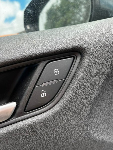 Botão Trava Destrava Portas Audi A3 1.4tfsi 2017
