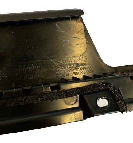 Moldura Black Piano Porta Diant. Direita Volvo Xc60 T8 2021