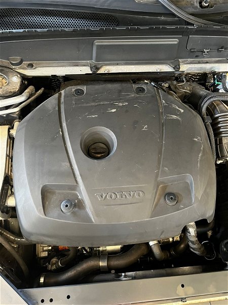 Bomba Combustivel Volvo Xc60 T8 2021
