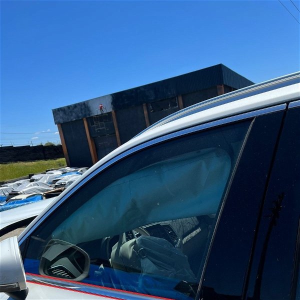 Aplique Inferior Vidro Porta D. Esquerda Volvo Xc90 T8 2021