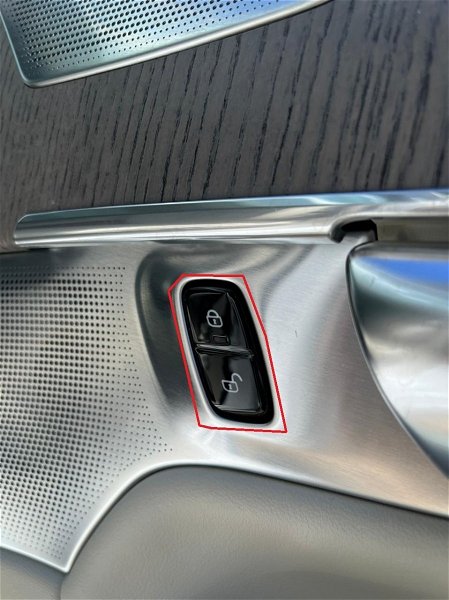 Botão Trava/destrava Porta Diant Direita Volvo Xc90 T8 2021