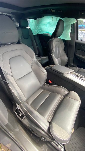 Volvo Xc60 T8 Blindada 2021 Motor Caixa Cambio Kit Airbag