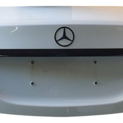 Tampa Porta-malas Mercedes C180 2019 Branco